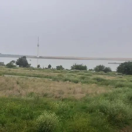 Pensiunea Cristian בית הארחה 4*
