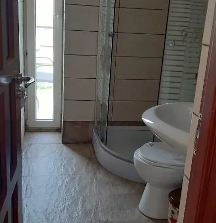 Pensiunea Cristian 4* Текиргьол